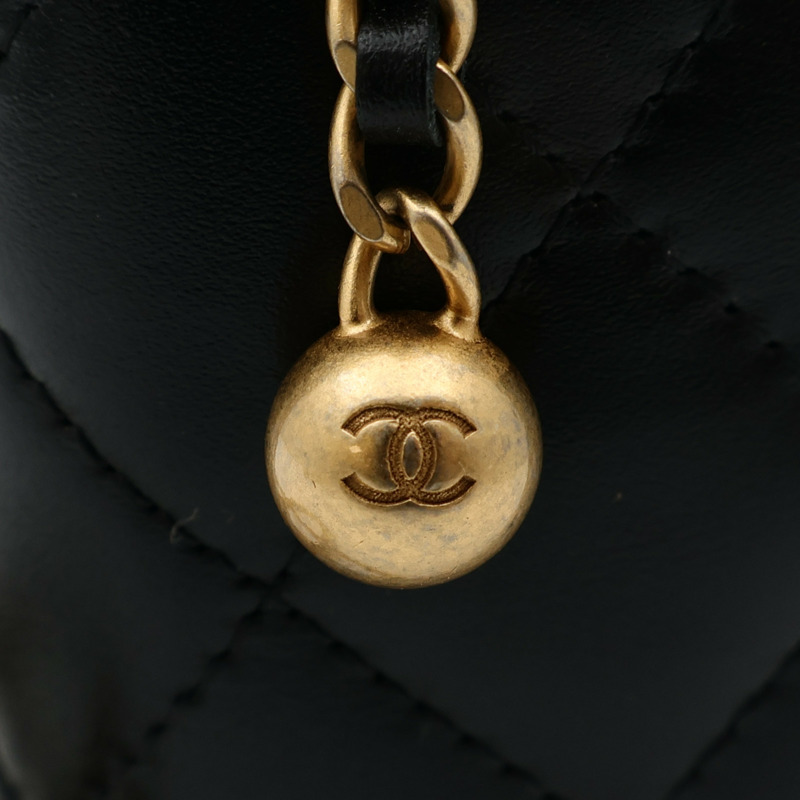 CHANEL 羊皮皮革Mini Vanity Case金扣鏈帶肩背袋-15