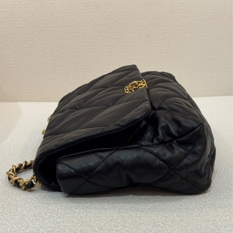 Chanel 19 bag