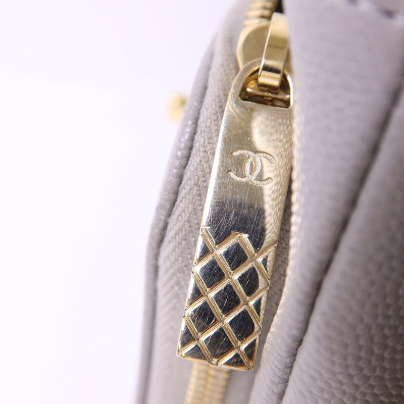 CHANEL 牛皮皮革Business Affinity金扣鏈帶肩背袋-11