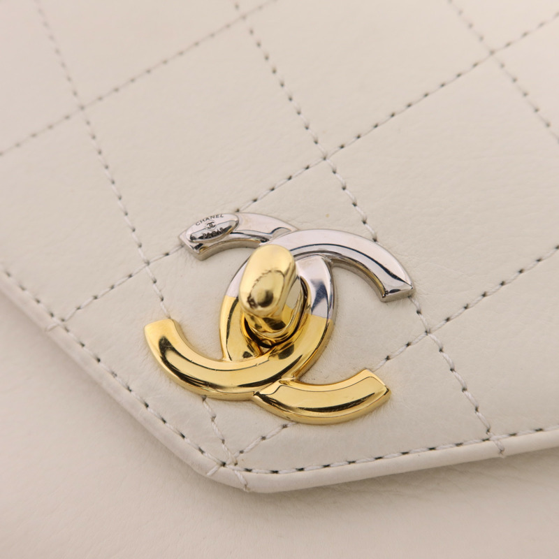 CHANEL 牛皮皮革Chain Shoulder銀扣鏈帶肩背袋-9