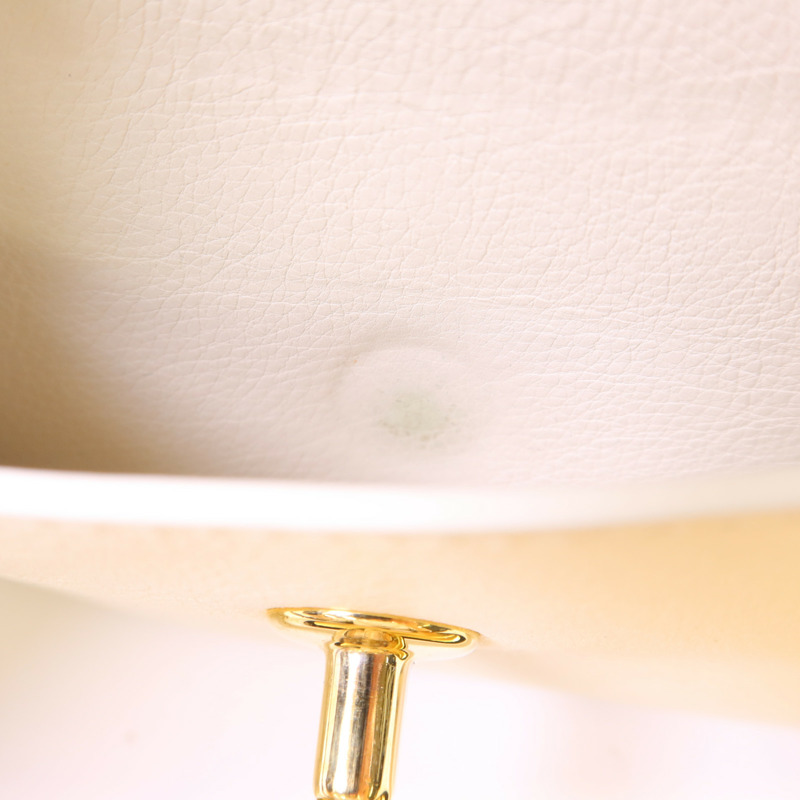 CHANEL 牛皮皮革Chain Shoulder銀扣鏈帶肩背袋-20