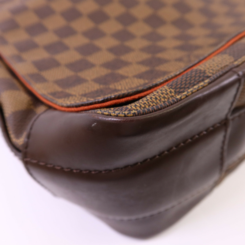 LOUIS VUITTON Damier Bastille金扣肩背袋-13