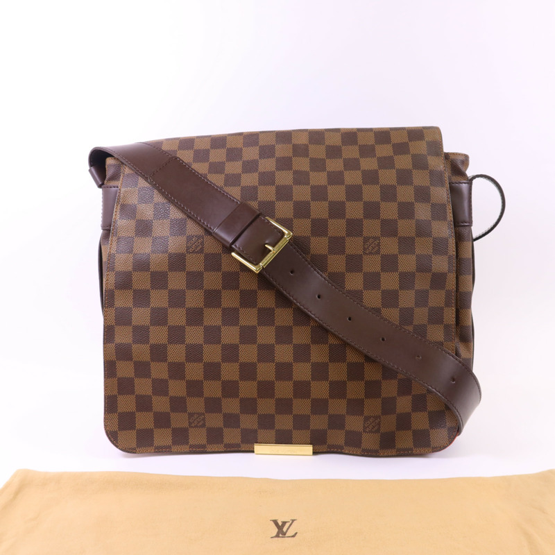 LOUIS VUITTON Damier Bastille金扣肩背袋-18
