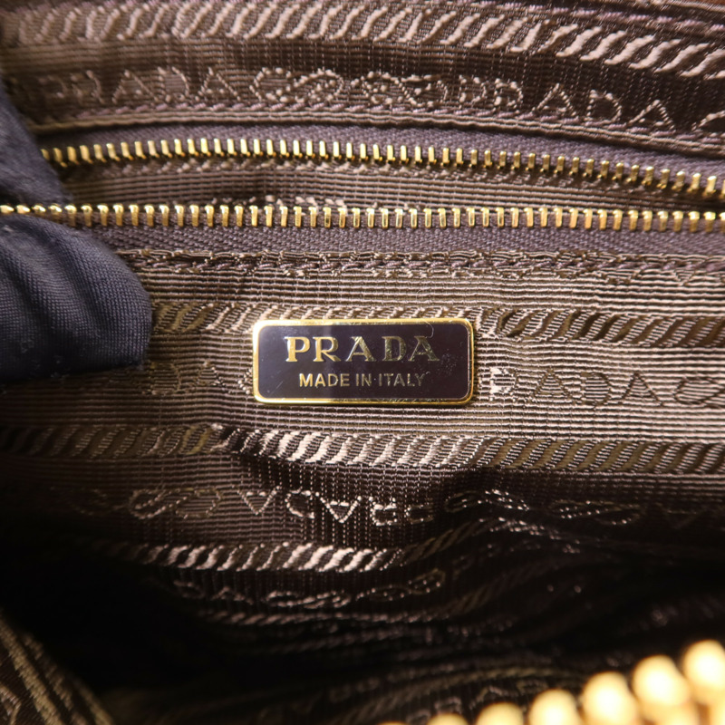 PRADA 牛皮皮革Shoulder Pouch金扣肩背袋-6