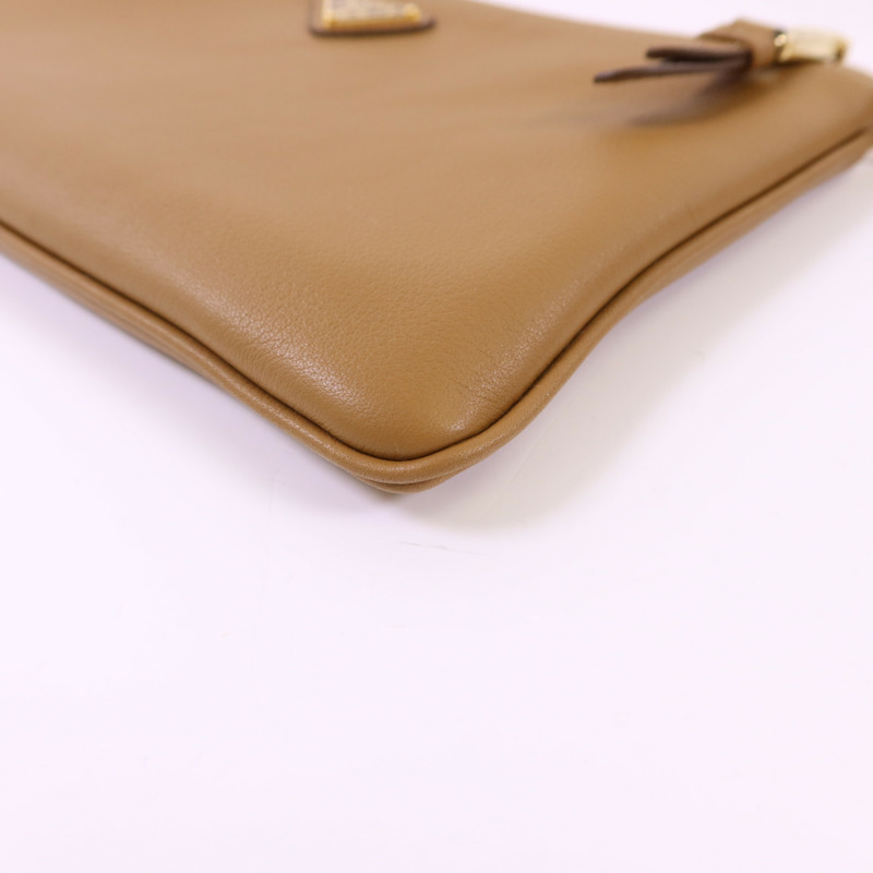 PRADA 牛皮皮革Shoulder Pouch金扣肩背袋-9