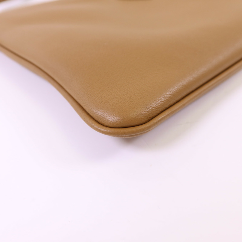 PRADA 牛皮皮革Shoulder Pouch金扣肩背袋-10