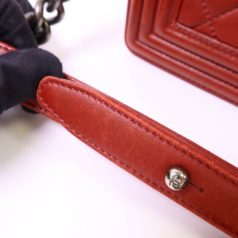 CHANEL 羊皮皮革Boy 25銀扣鏈帶肩背袋-22