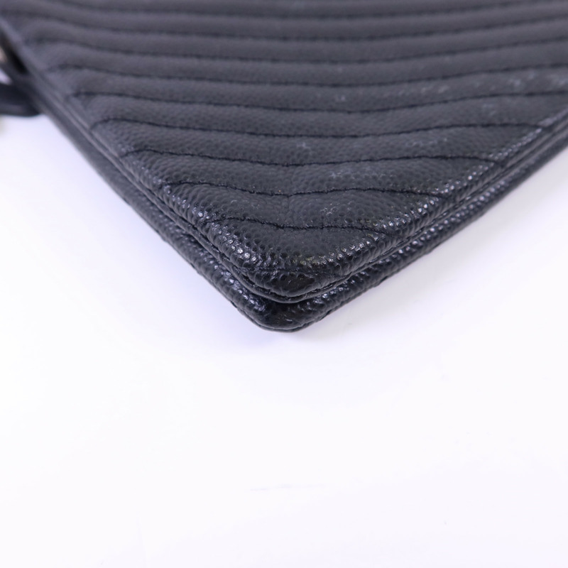 CHANEL 牛皮皮革Pouch銀扣小袋-13