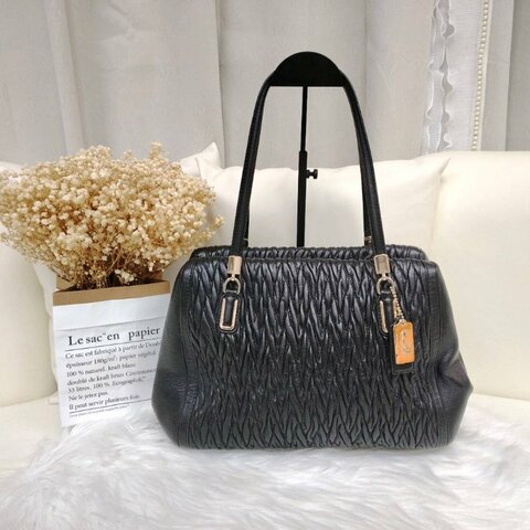 Coach 蔻馳 Madison系列 黑色小羊皮褶皺手提包