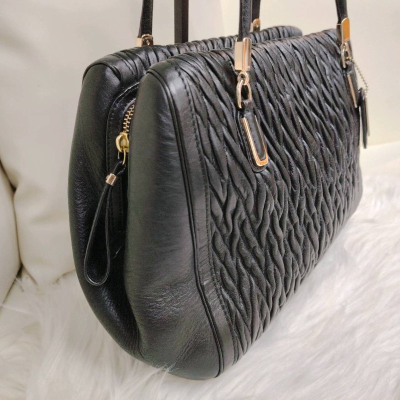 Coach 蔻馳 Madison系列 黑色小羊皮褶皺手提包-3