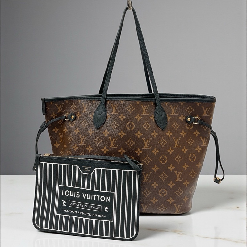 莉亞精品♡LV M11946 NEVERFULL 雙面 黑 二手-0