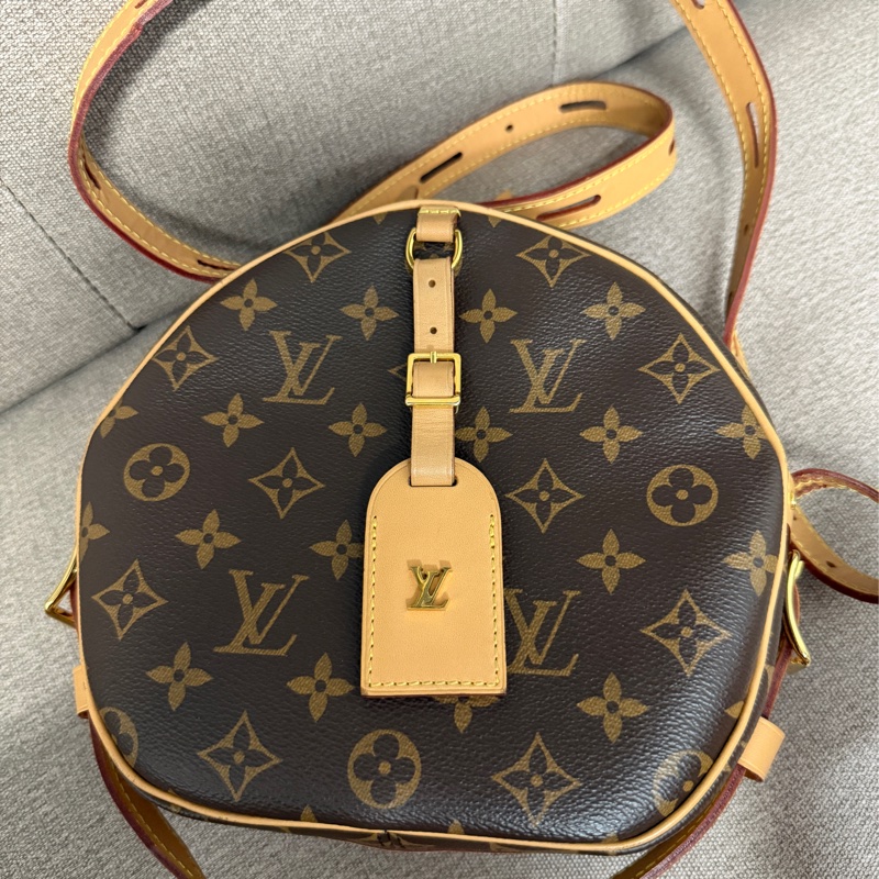 LV 大圓餅包 （已停產）都放防潮箱-0