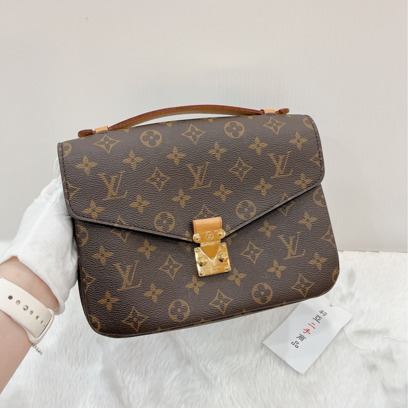 莉亞精品♡LV M44875 老花郵差包 二手-3
