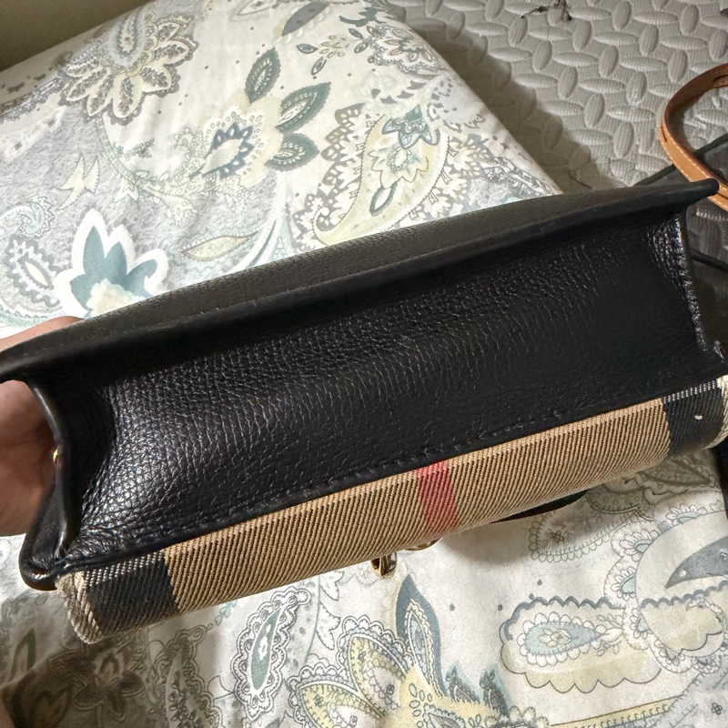 Burberry 巴寶莉 鏈條斜背包-3