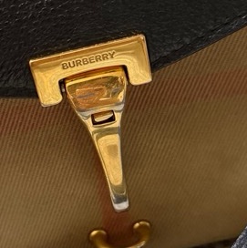 Burberry 巴寶莉 鏈條斜背包-6