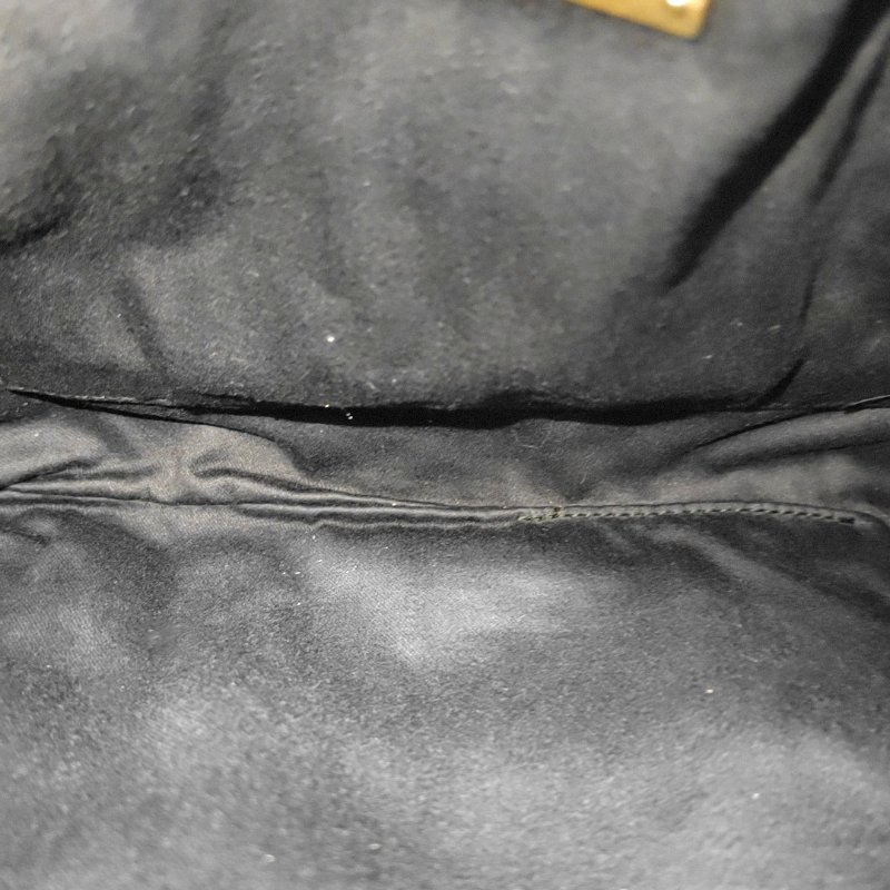 Miu Miu黑色羊皮手拿包金色五金 9.8新-10