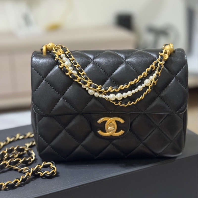 香奈兒24P珍珠鏈條黑色方胖 19公分-0