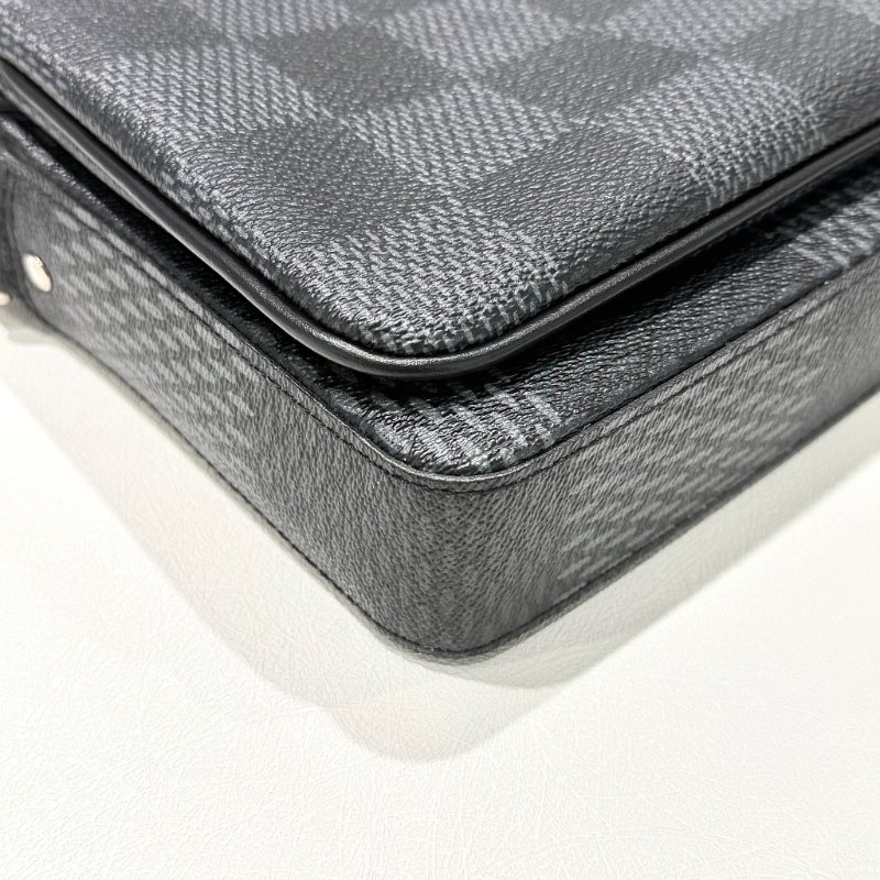 Louis Vuitton - 黑灰色棋盤格三合一郵差包-11