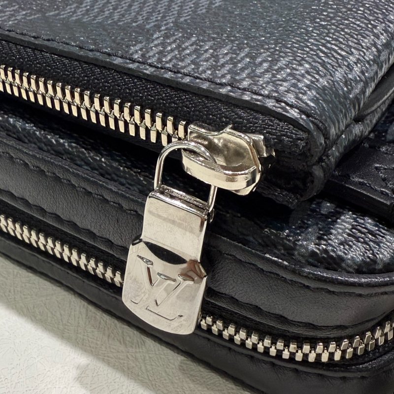 Louis Vuitton - 黑灰色棋盤格三合一郵差包-16