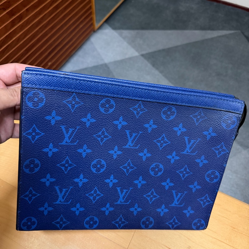 Lv海洋藍老花手拿包 （M30423）-0