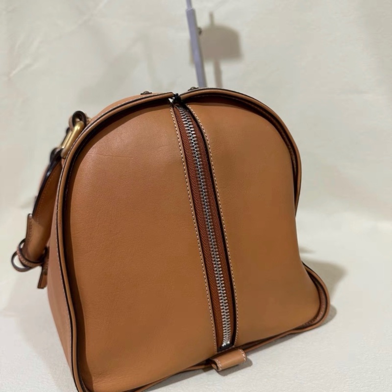 chloe 經典鎖頭旅行袋焦糖色-2