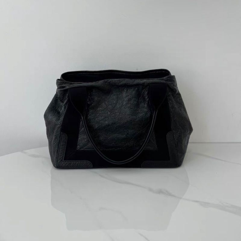 Balenciaga黑色 手提包-1