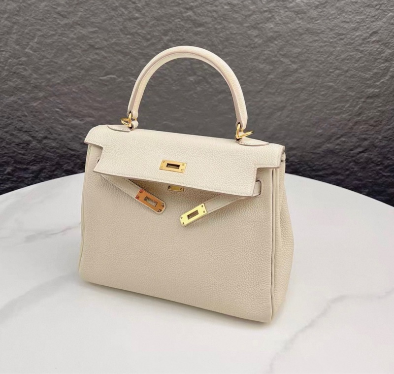 愛馬仕hermes kelly 25奶昔白金扣togo皮 Y刻 99閒置新～-8