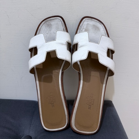 Hermes oran 36碼 愛馬仕白拖鞋