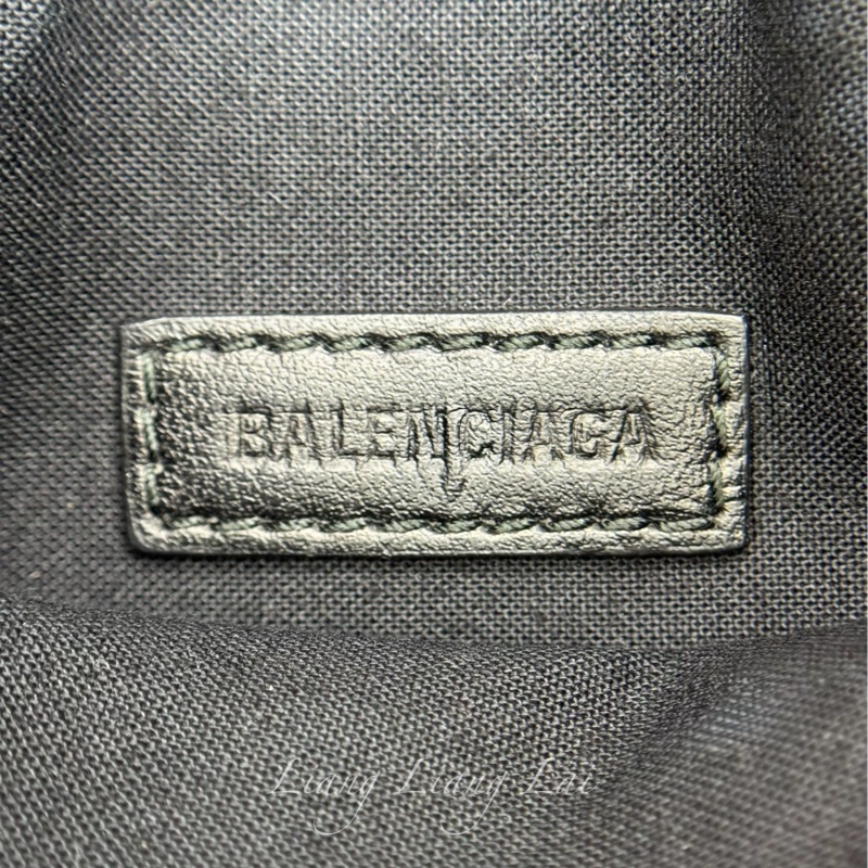 Balenciaga 巴黎世家 紅色尼龍斜背小包-2
