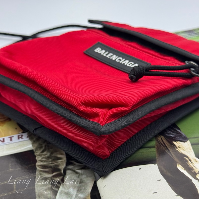Balenciaga 巴黎世家 紅色尼龍斜背小包-18