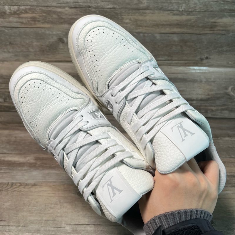 LV trainer Louis VUITTON 灰白 白水泥 42.5碼 95新-4