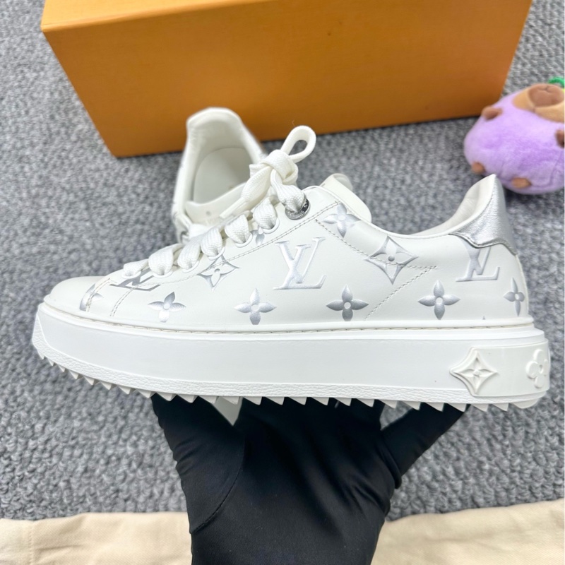Louis Vuitton lv白色老花滿印logo休閒板鞋 36碼 99新-3