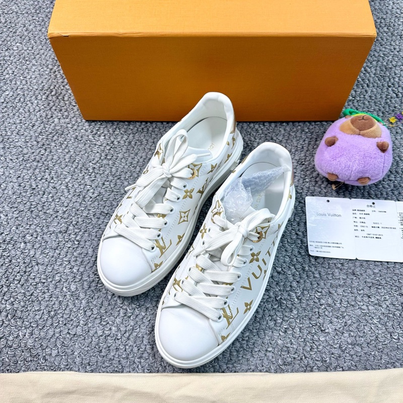 Louis Vuitton lv白色老花滿印logo休閒板鞋 36碼 99新-0