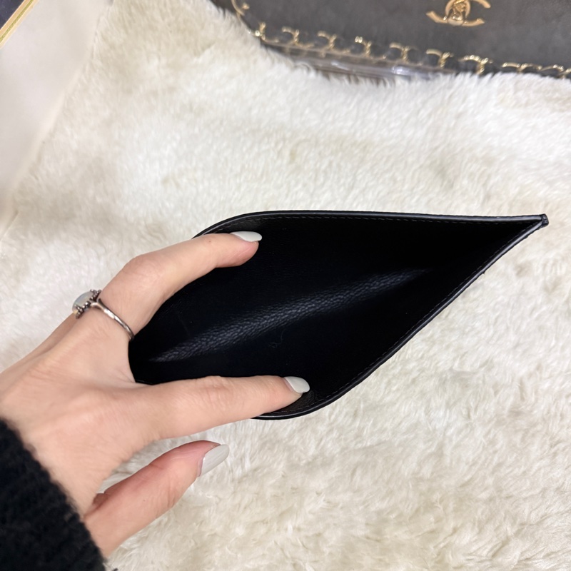 質感好 容量夠的LV 全牛皮  卡夾層 扁長夾💰十萬元的鈔票可直接放入 不需對折-16