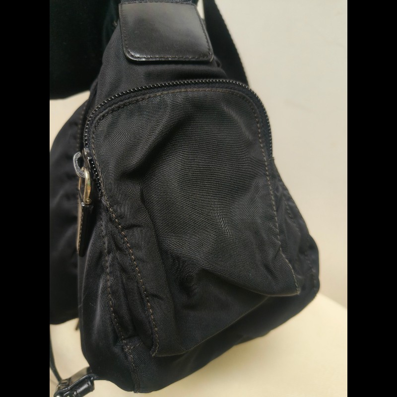 🔥年終狂降🔥【限時降價只到12/31（原22,800）】【8成新】㊣✨PRADA✨普拉達 黑色 帆布 皮革 掀蓋式 側口袋 郵差包 肩背包 斜背包 /二手包/二手精品🌳二手樹屋🌳-18