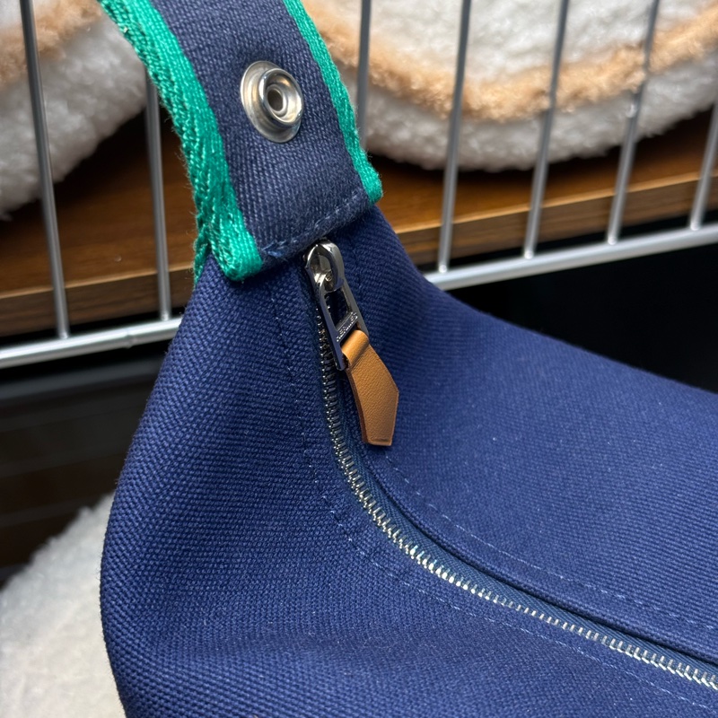 （閒置新）Hermes 飯盒包小號-11