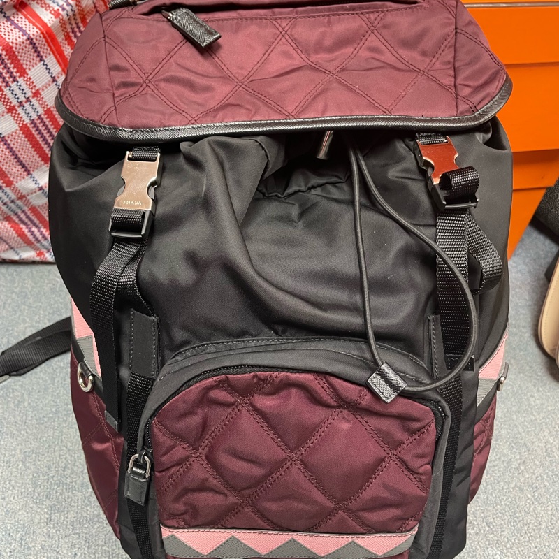 PRADA 尼龍後背包-0