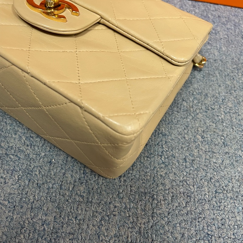 CHANEL VINTAGE SQUARE 香奈兒中古款 方胖子羊皮奶茶色-3