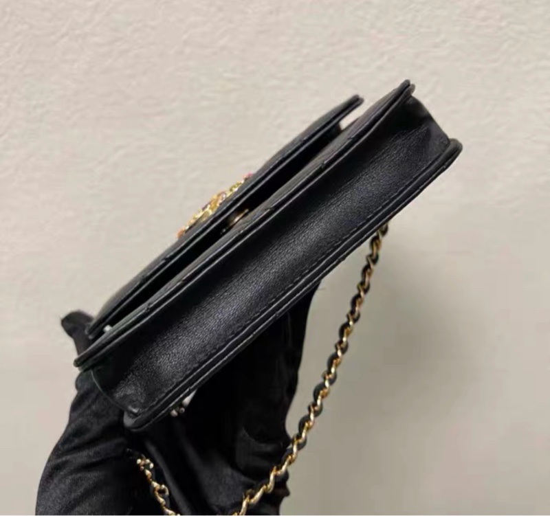 ✨全網最平 CHANEL woc mini 21C黑金羊皮 彩鑽雙C扣 鏈條包 30開 97新有卡-3