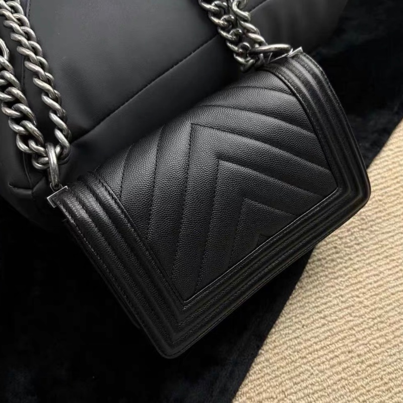 ✨全網最平 Chanel leboy small 小號 黑銀 山形紋 魚子醬皮 稀有品 24開有卡 95新-3