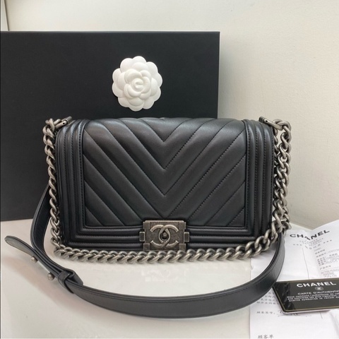 ✨全網最平✨有購證Chanel leboy 25cm 中號 黑銀牛皮 山形紋 非常少見 98新 25開