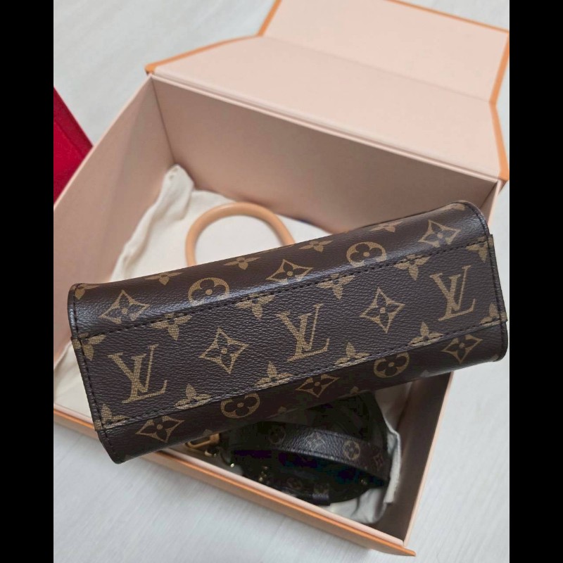 Louis Vuitton Sac Plat BB Monogram 手提/斜背包。 -11