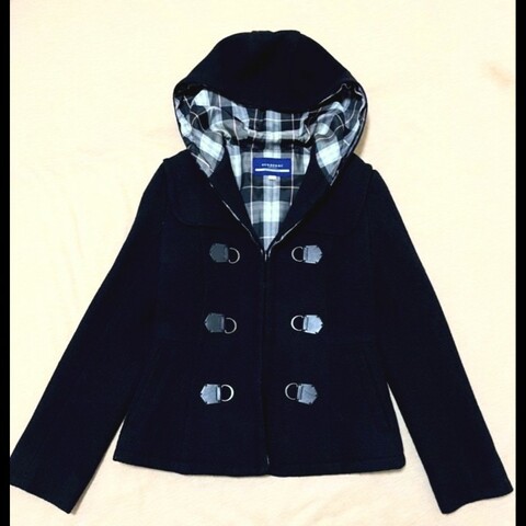 Burberry  Blue Label 黑色粗呢外套🌳