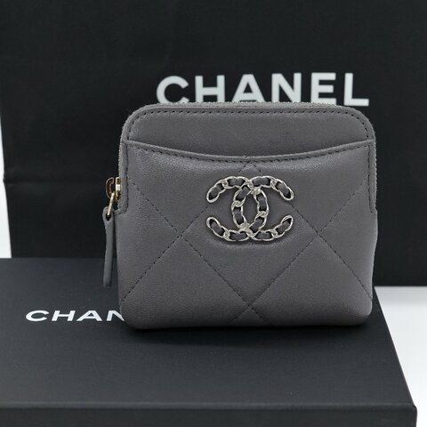 Chanel 香奈兒 19 灰色 小羊皮 拉鍊零錢包 短夾