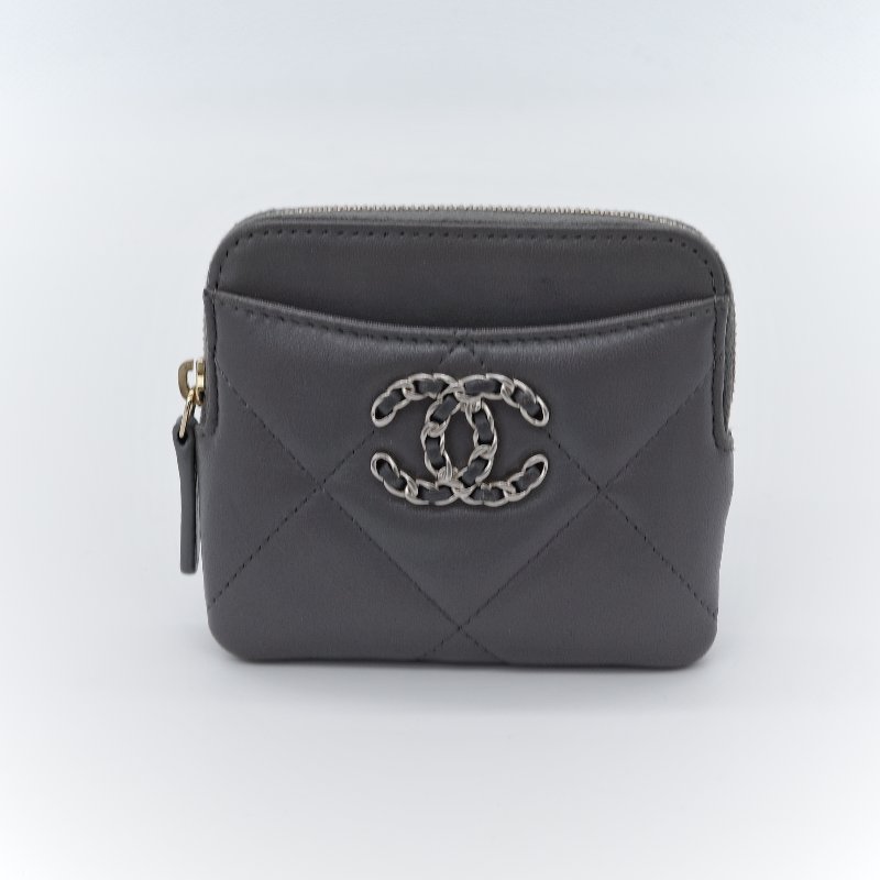 Chanel 香奈兒 19 灰色 小羊皮 拉鍊零錢包 短夾-1