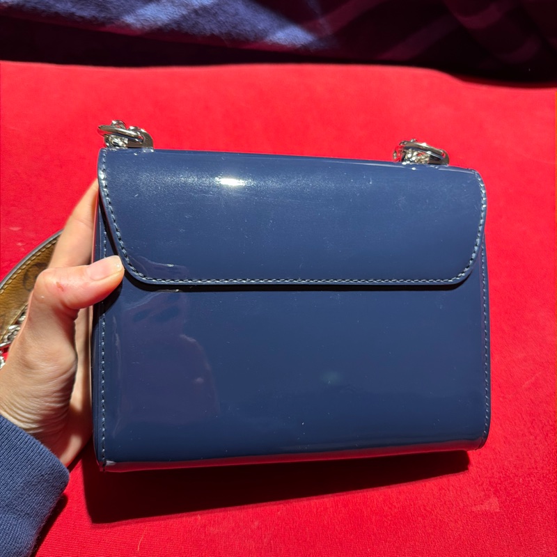 LV 漆皮包-4