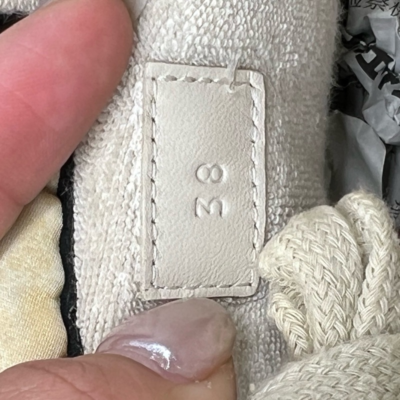 gucci 髒髒鞋 淺藍色 碼數 38 編碼 CH23693 98新-7