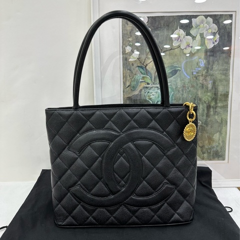 Chanel香奈兒 vintage 黑色荔枝皮金幣希爾頓 無卡