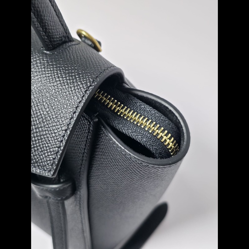 Celine 黑色Nano Belt Bag-22