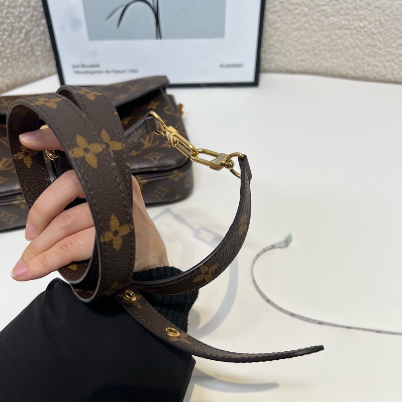 95新Louis Vuitton/路易威登 Pochette Metis 棕色老花邮差包 手提单肩斜挎包-7